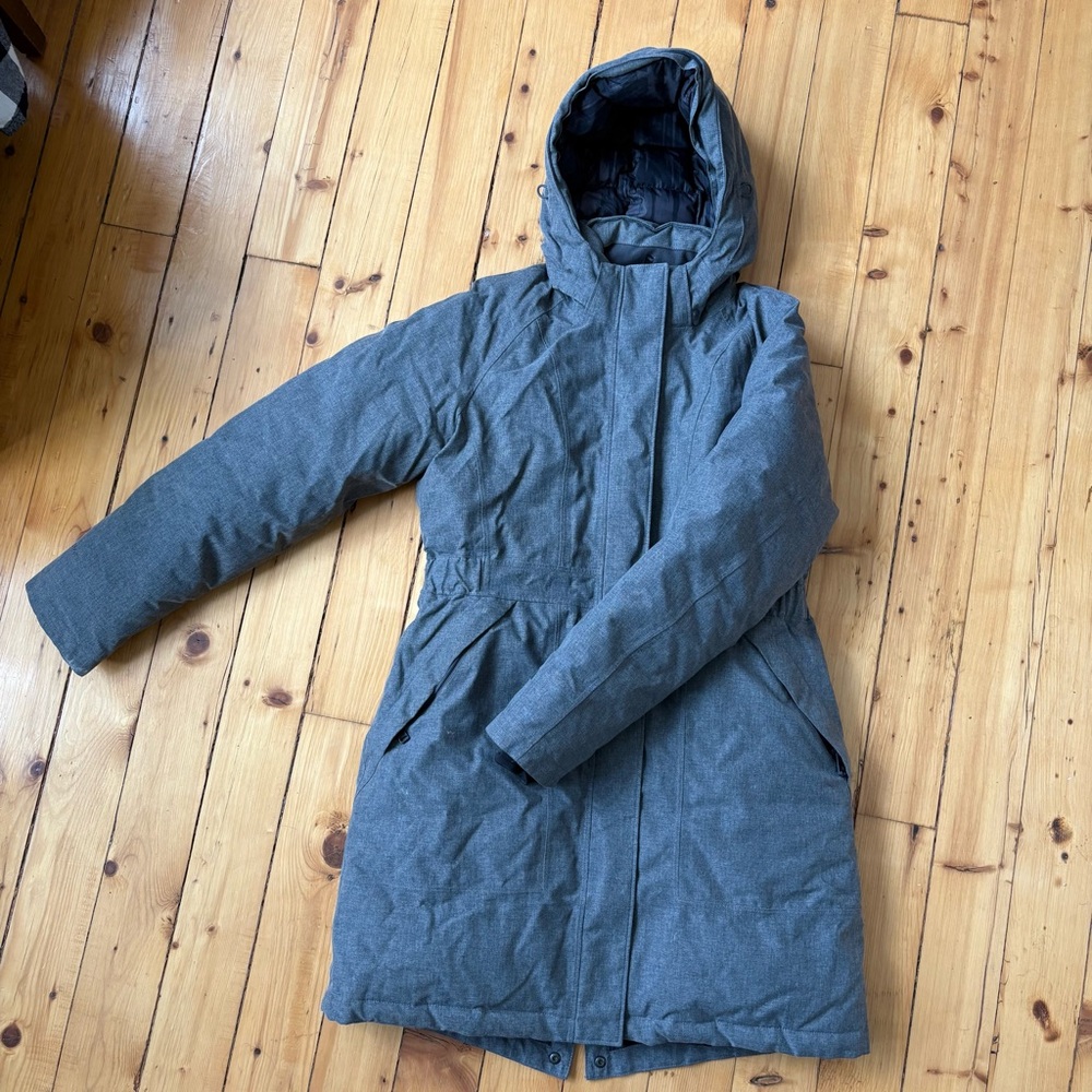 The North Face Women's Gray Puffer Coat